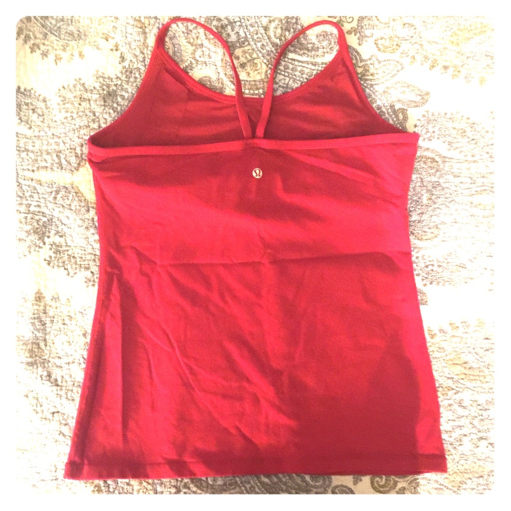 Lululemon racerback tank built in bra Red 12 EUC